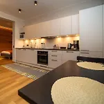 Renovated With Wooden Interior, * راكفيري