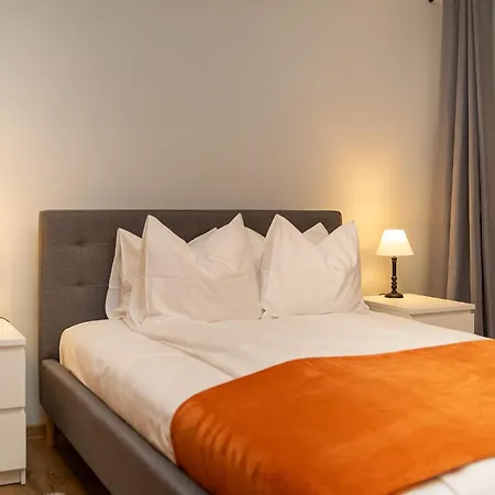 Renovated With Wooden Interior, Korter Rakvere