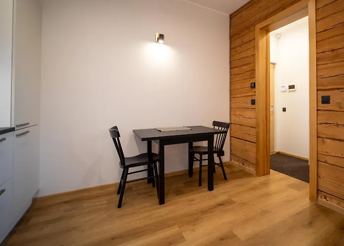 아파트 Renovated Studio With Wooden Interior, Central Rakvere