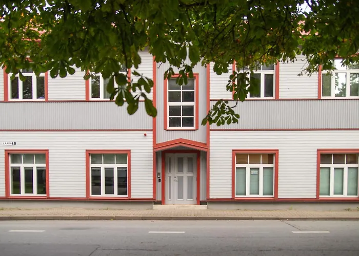 Renovated Studio With Wooden Interior, Central Rakvere Rakvere