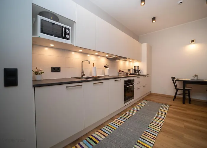 Renovated Studio With Wooden Interior, Central Rakvere Apartament